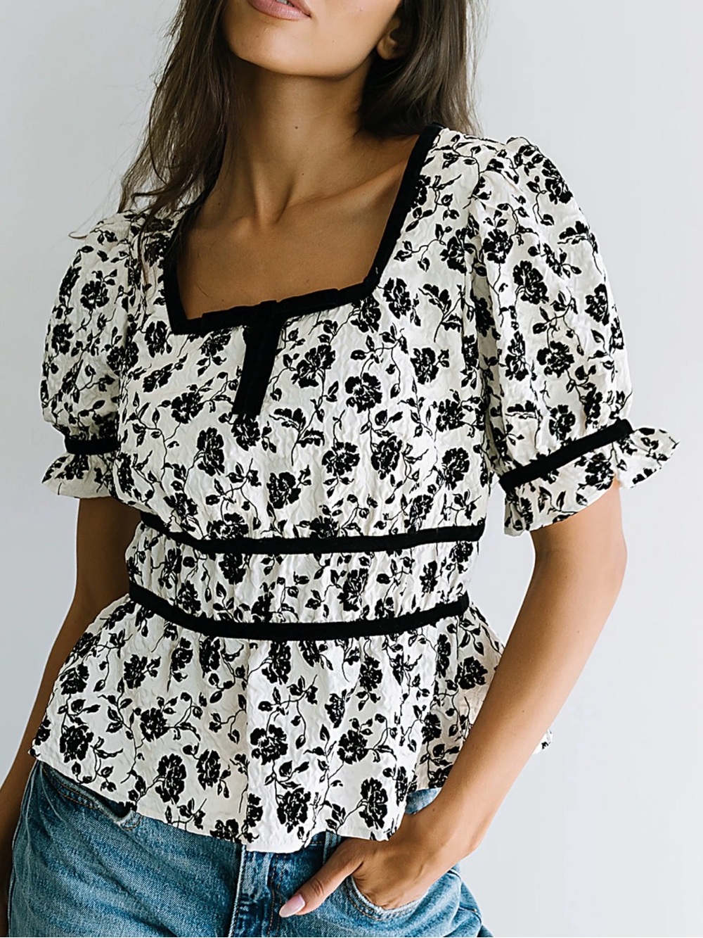 Idem Ditto Black & White Floral Peplum Top Velvet Trim Puff Sleeve Cottagecore
